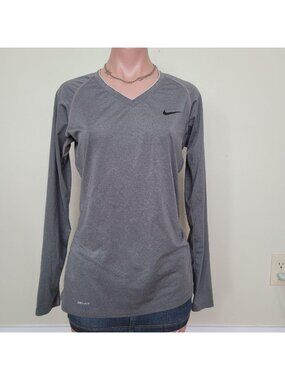 Nike Pro Dri-Fit Fitted Sporty Heather Grey V-Neck Graphic Tee (L)